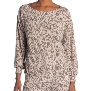 Lush Print Knit Top Taupe Animal Leopard Pullover with Pockets Small NWT New